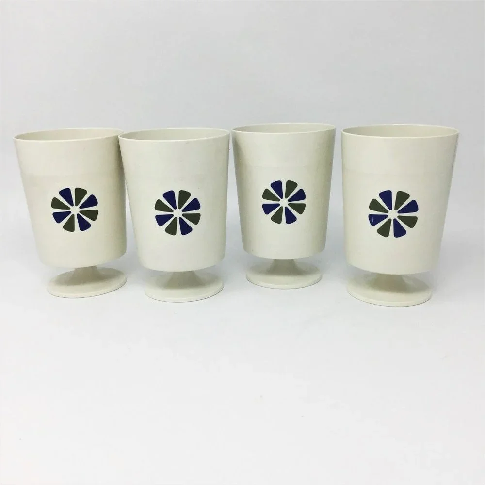 David Douglas MidCentury Plastic Cups 4